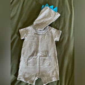 Caters -  One piece Dino outfit with Hoodie - used once